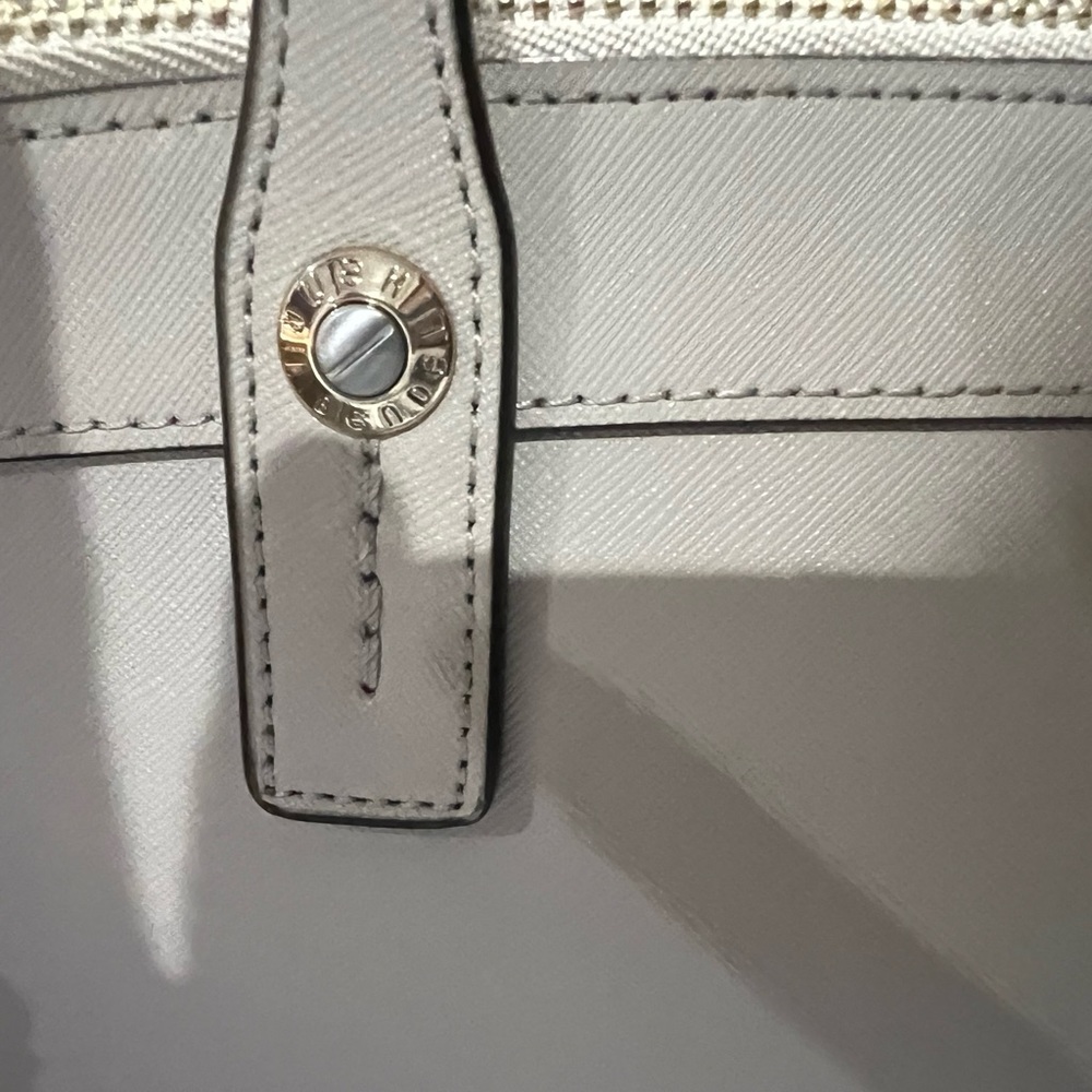 Henri Bendi bag with charm in excellent condition. very clean no stains no smell - Picture 3 of 16
